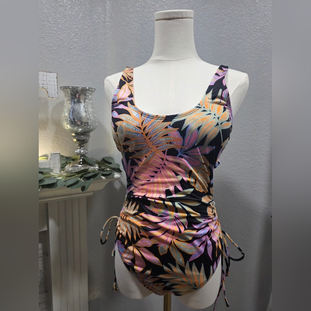 NEW Hurley Swimsuit